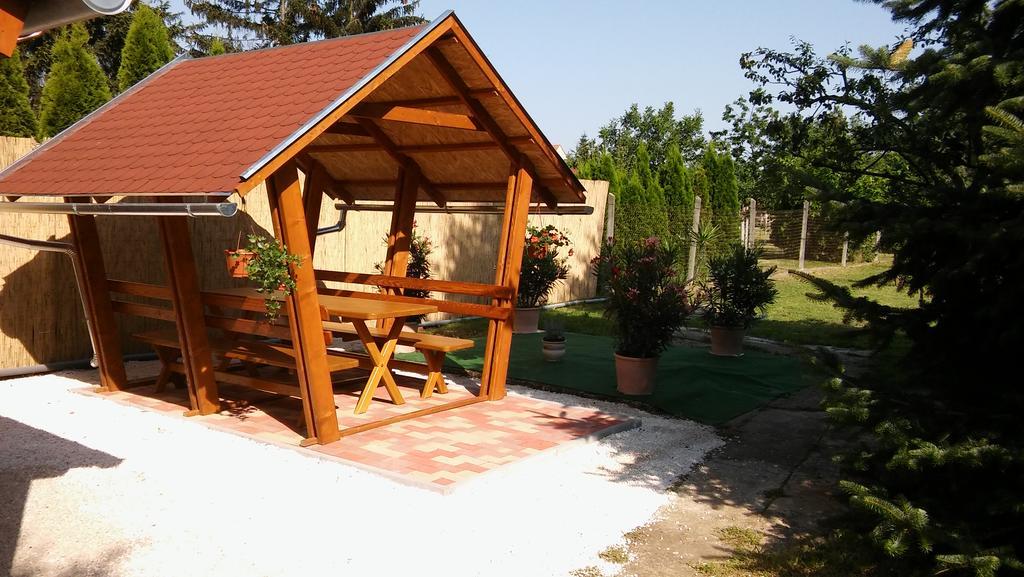 Gerendas Vendeghaz Sotony Exterior foto